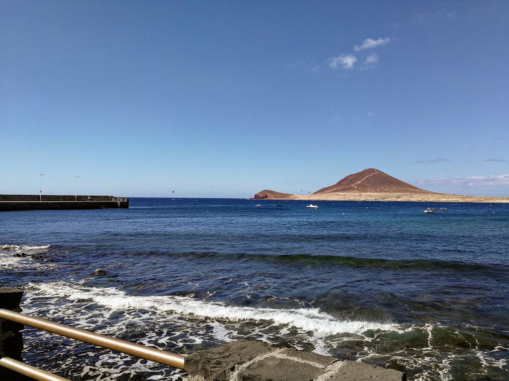 Alquilaencanarias-Medano "Halley", Terrace & Beach Leilighet El Médano Eksteriør bilde